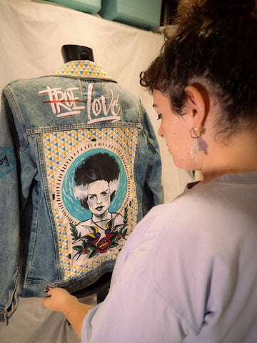 15. ¡Cazadora lista!